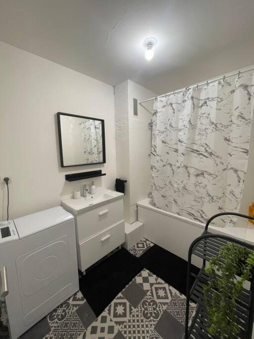 Appartement Cosy A Cenon, Proche Transports Екстериор снимка
